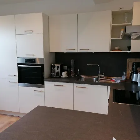 Gaestezimmer Bergerhof - Ankommen Und Wohlfuehlen Neuss Exterior photo